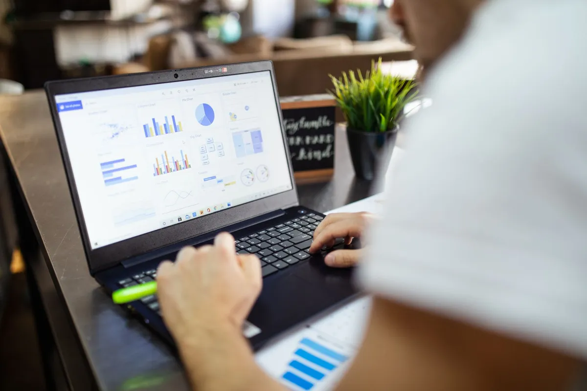 Tableur ou CRM : les signes que le fichier Excel ne suffit plus