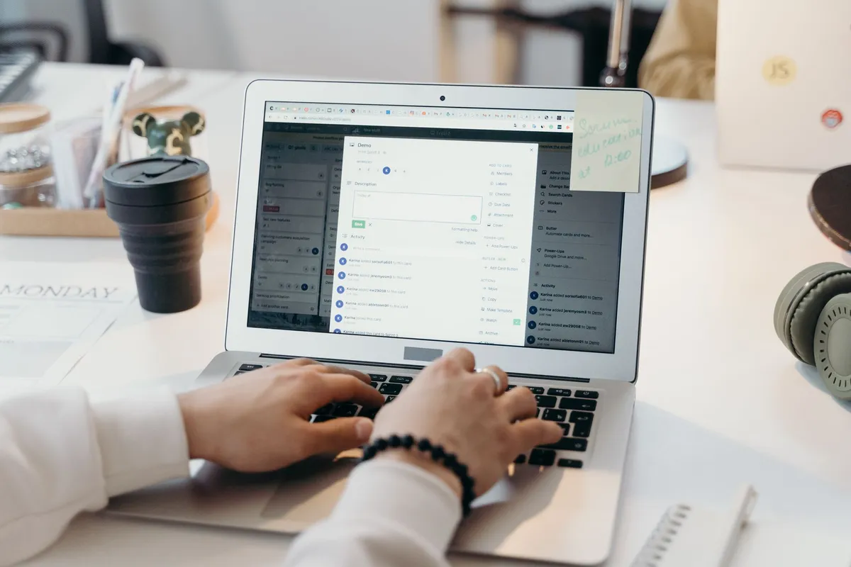 Prospection par e-mail en B2B : ce que permettent le RGPD et la loi